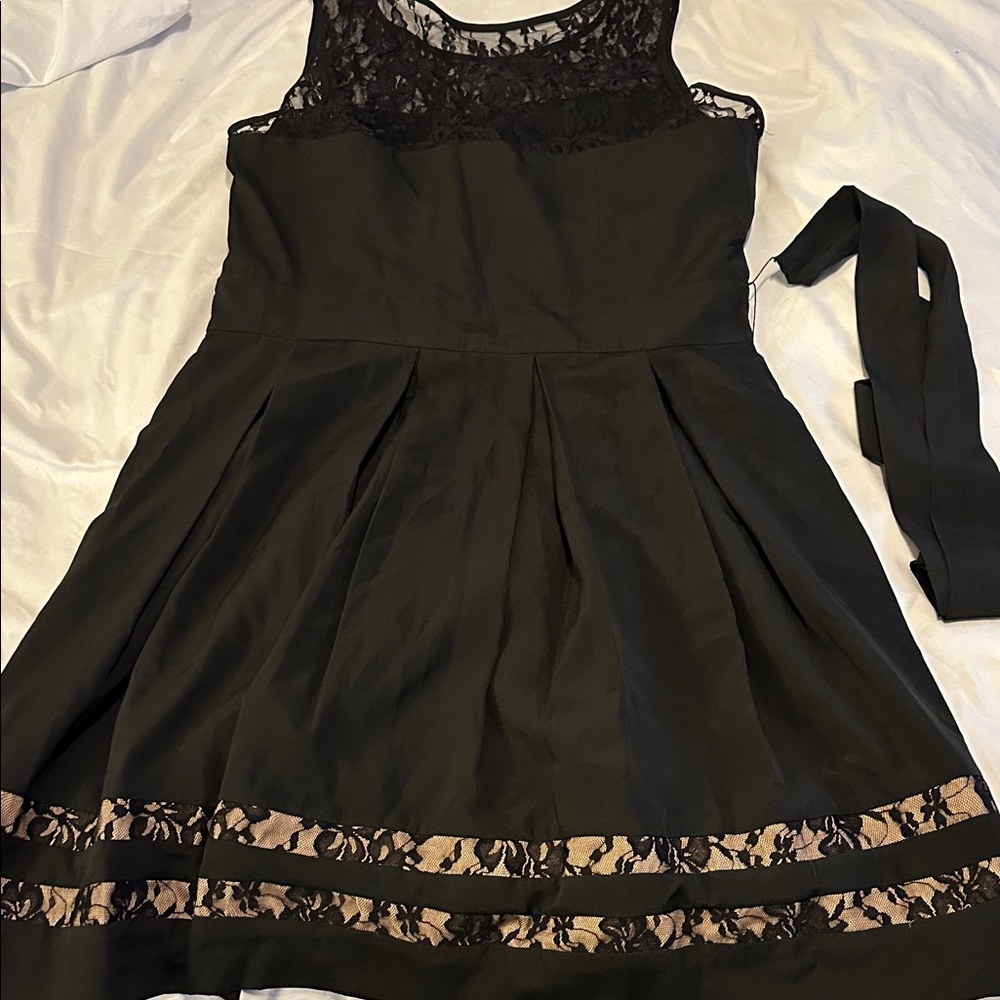 Guess Black Lace Midi Dress